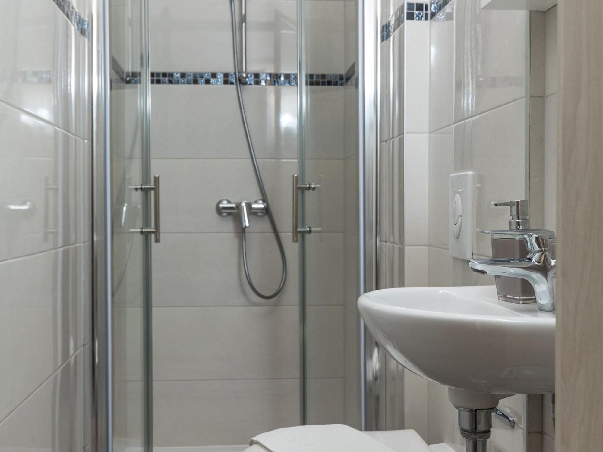 Begovi - One-bedroom Ekv Apartment Dubrovnik