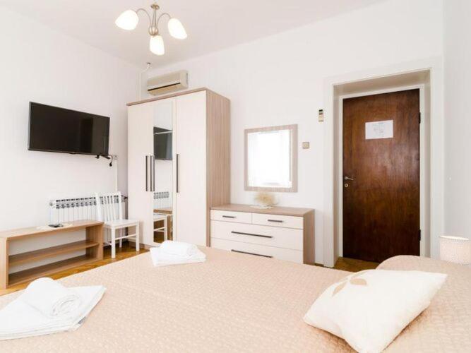 Holiday home Patricija-duplex Three Bedroom With Balcony And Sea View A6 1