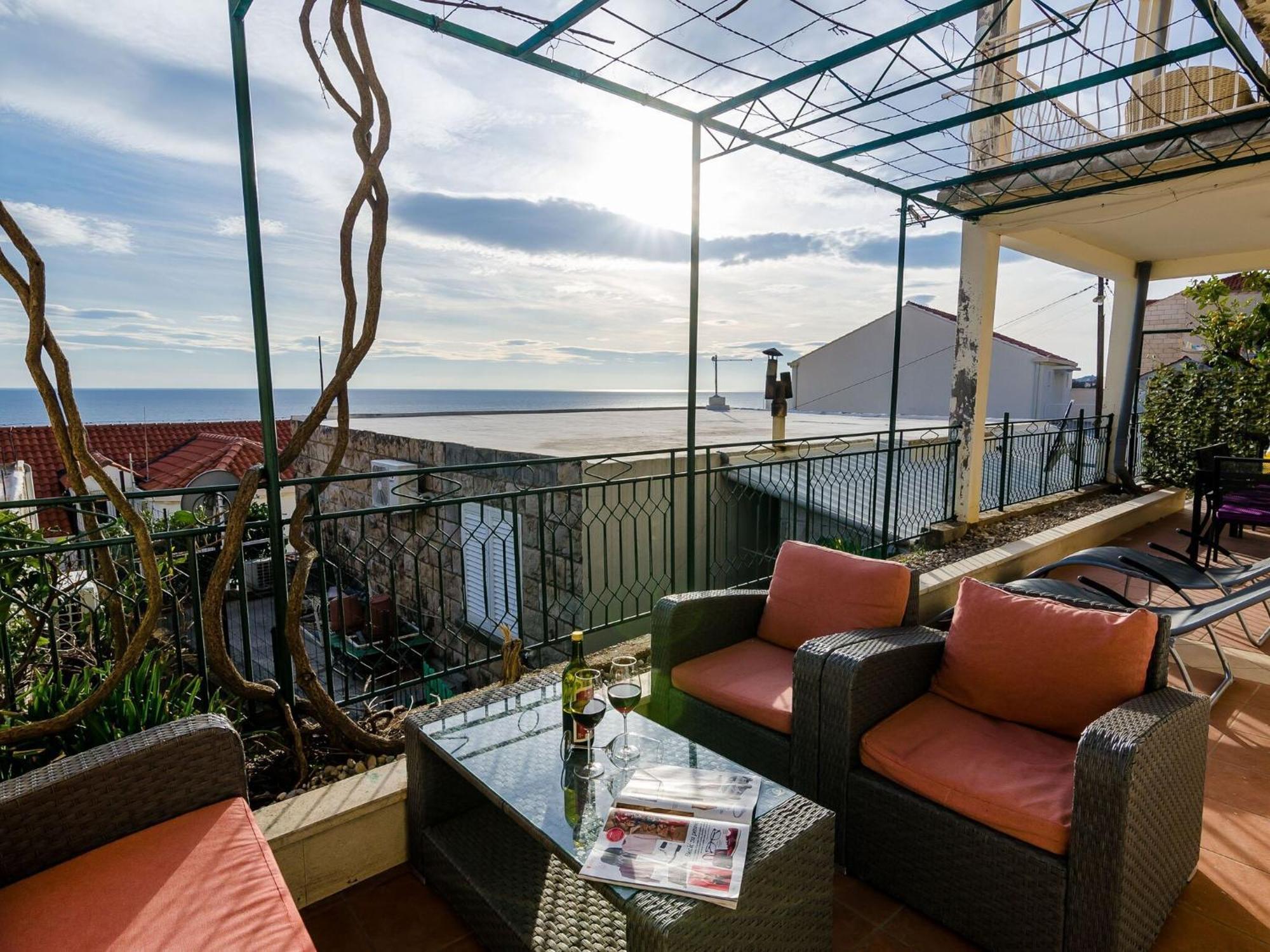 Isabora - Two-bedroom With Terrace And Sea View Nea * Dubrovnik