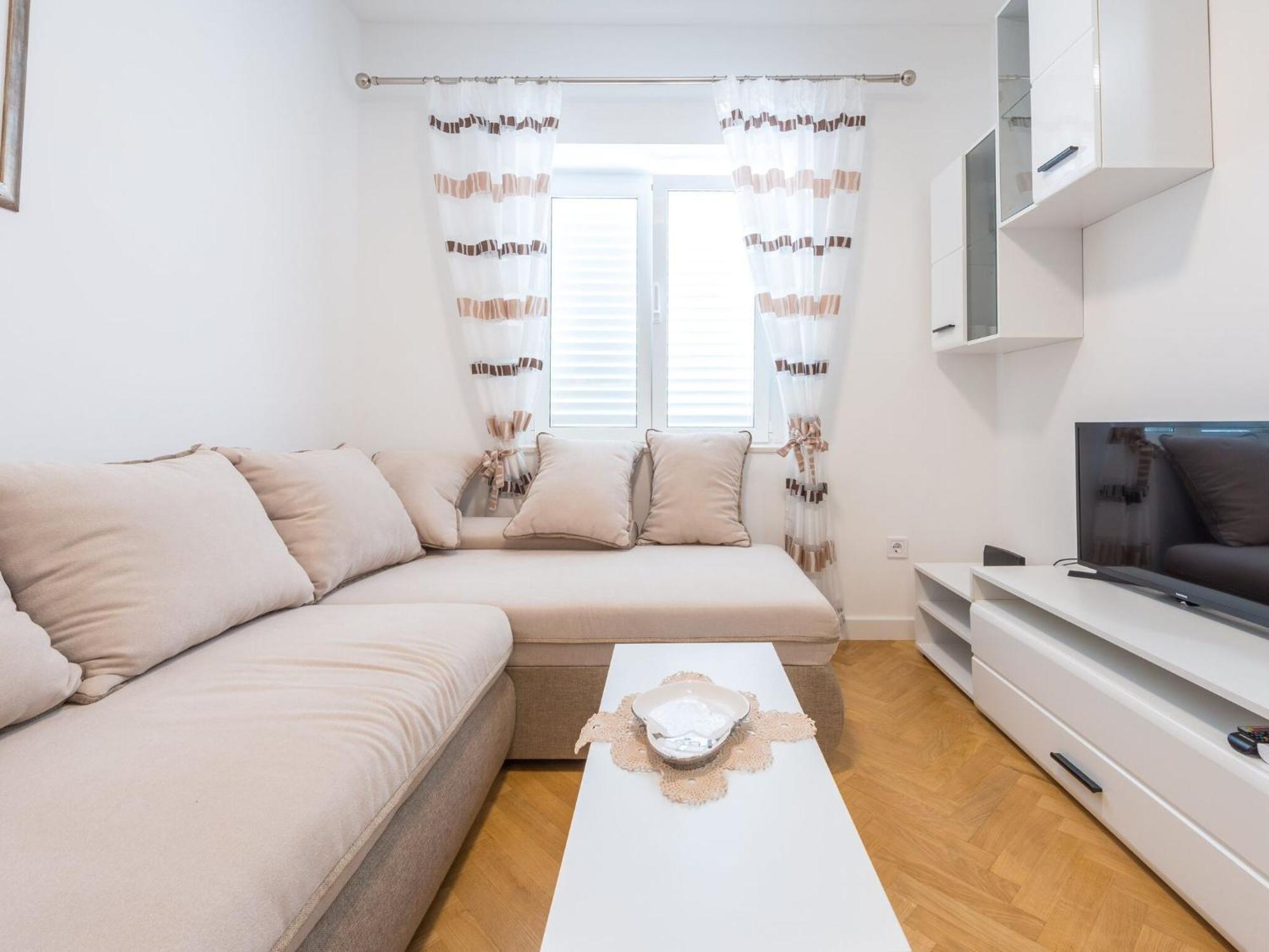 Lucija - Two Bedroom With Balcony And Sea View * Dubrovnik