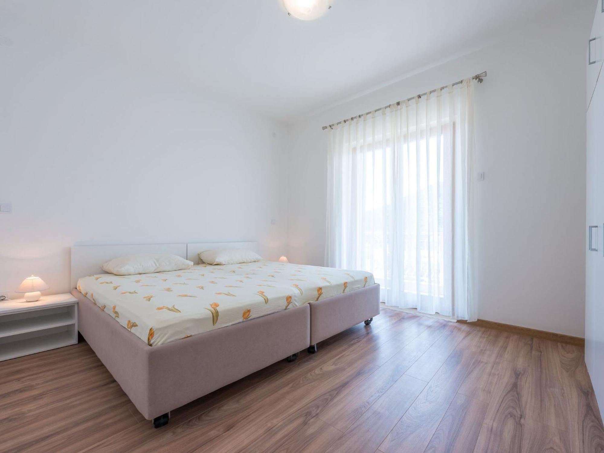 Apartment Lucija - Two Bedroom With Balcony And Sea View *