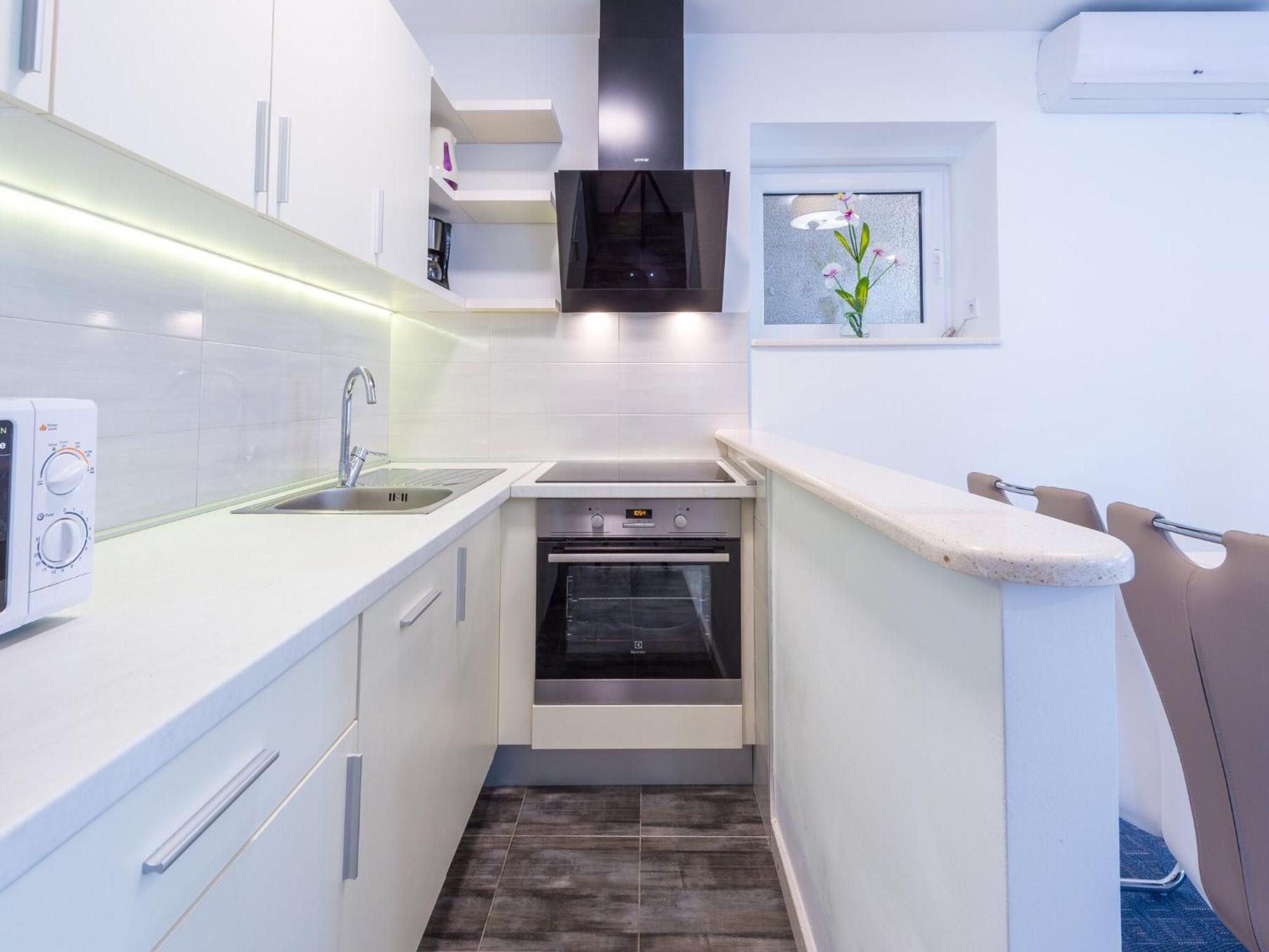 Lucija - Two Bedroom With Balcony And Sea View Apartment Dubrovnik