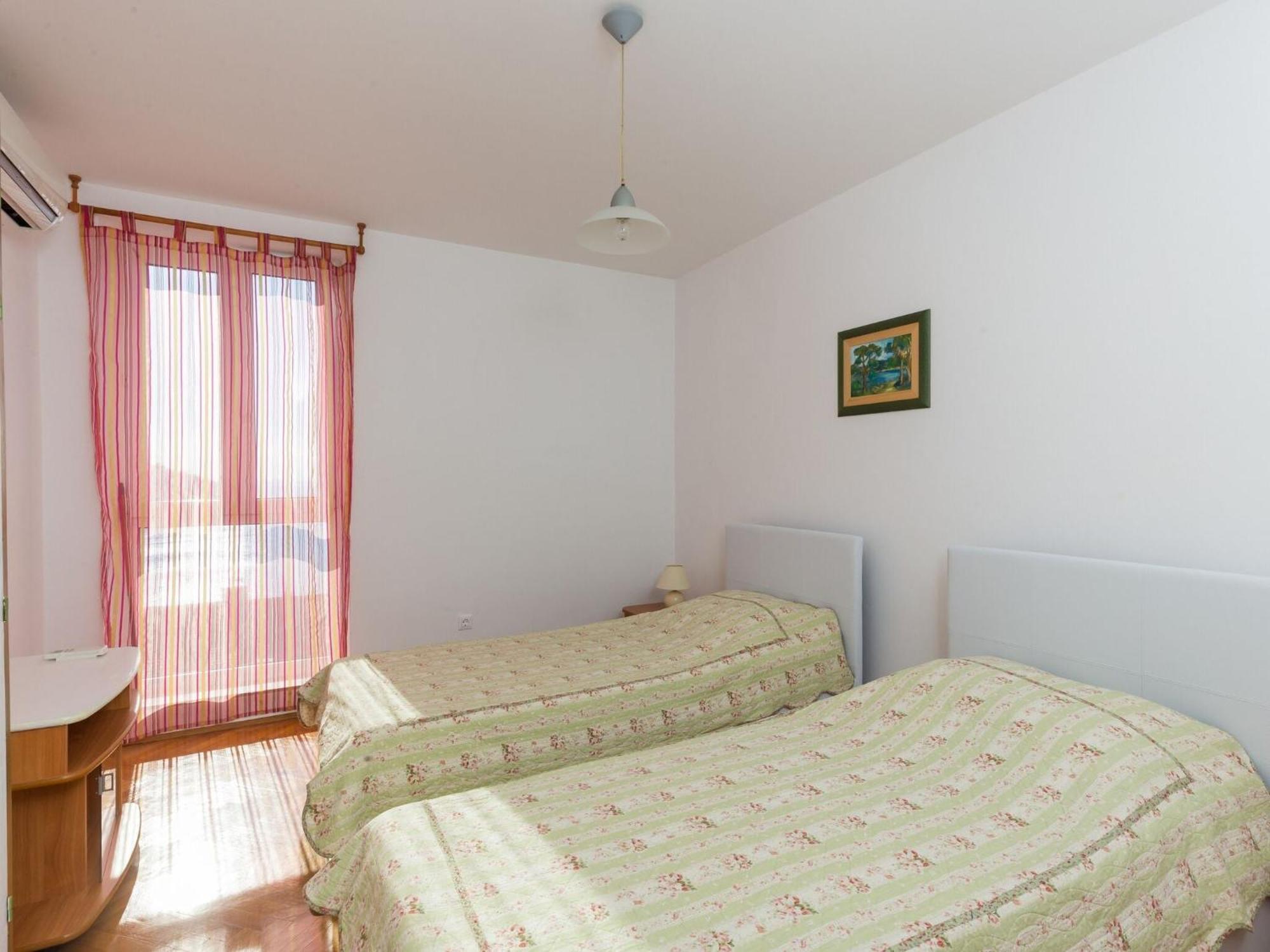 Ventula - Two Bedroom With Sea View