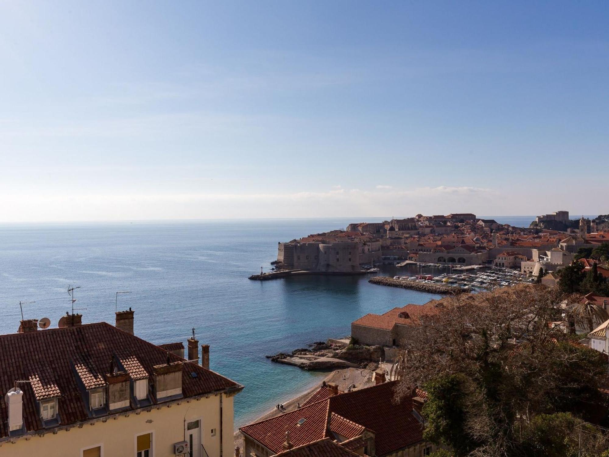 Ventula - Two Bedroom With Sea View Apartment *