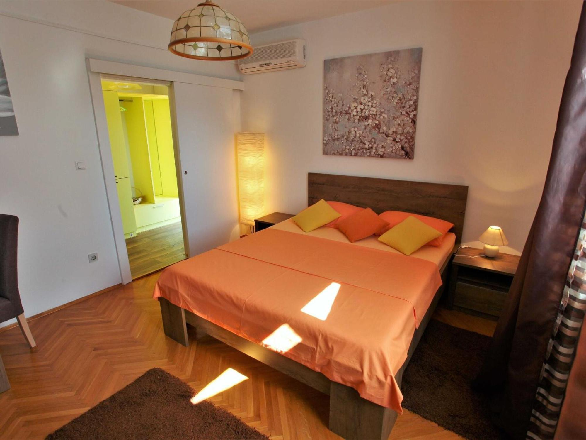 Garden M&m - One Bedroom Apartment