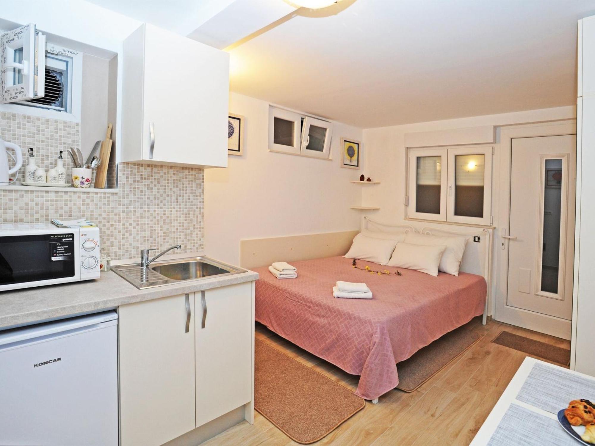 Nika Family - Basic With External Terrace And Sea View A5 Apartment Dubrovnik