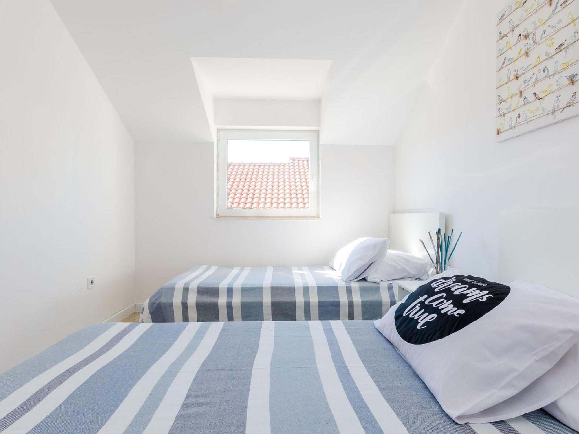 Sea Shell - Triplex Three-bedroom With Terrace *