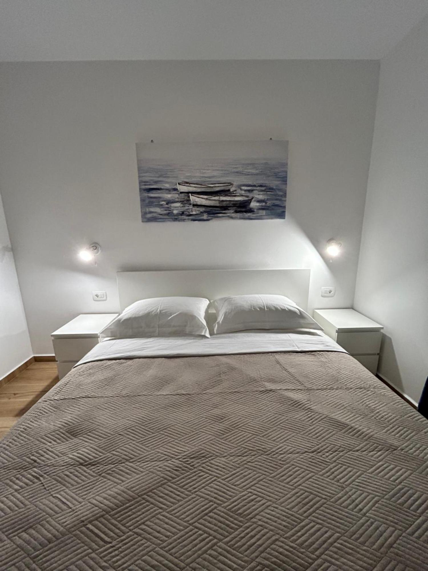 Apartment Private With Sea View