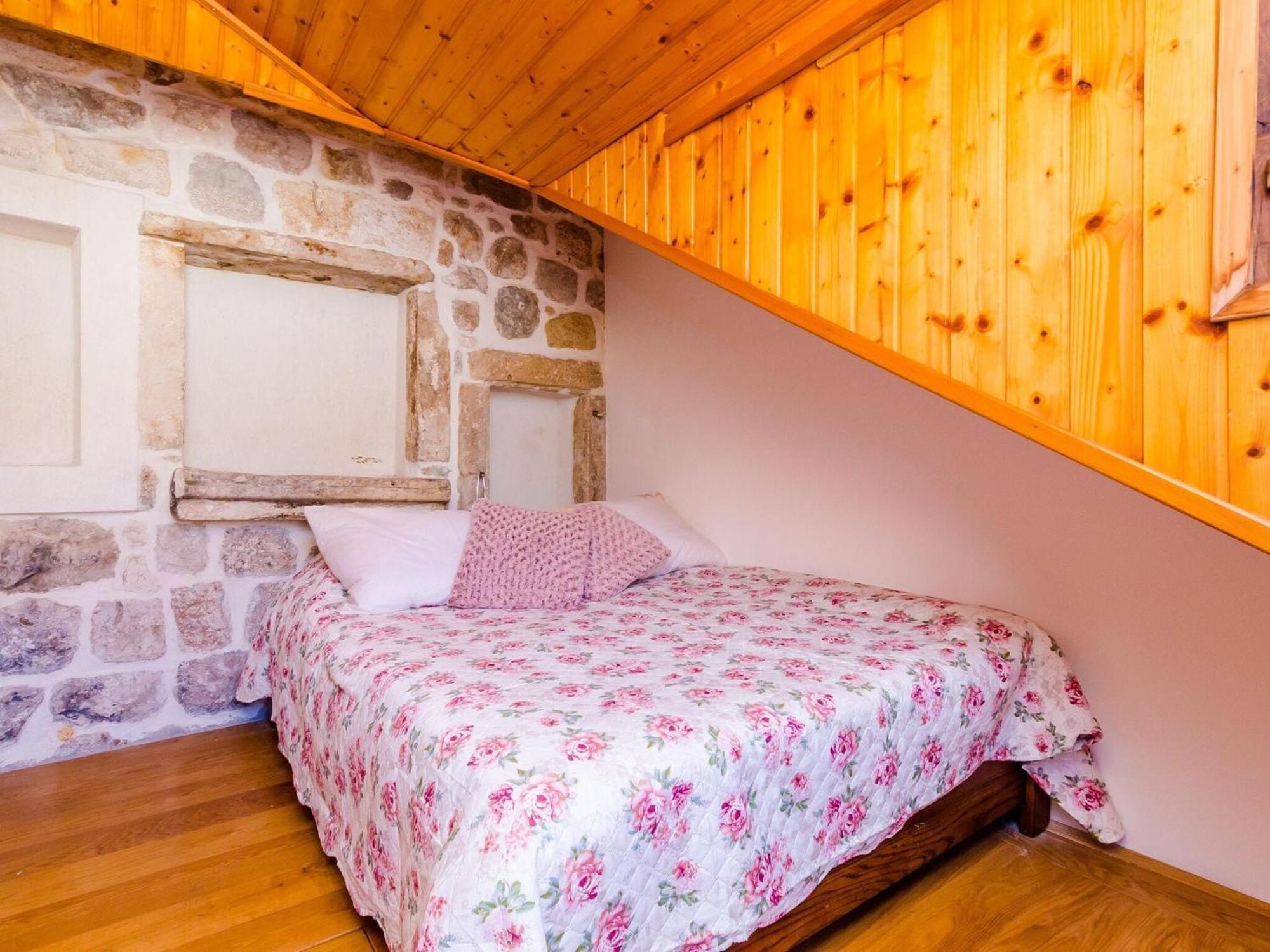 St George - Two Bedroom With View Holiday home *
