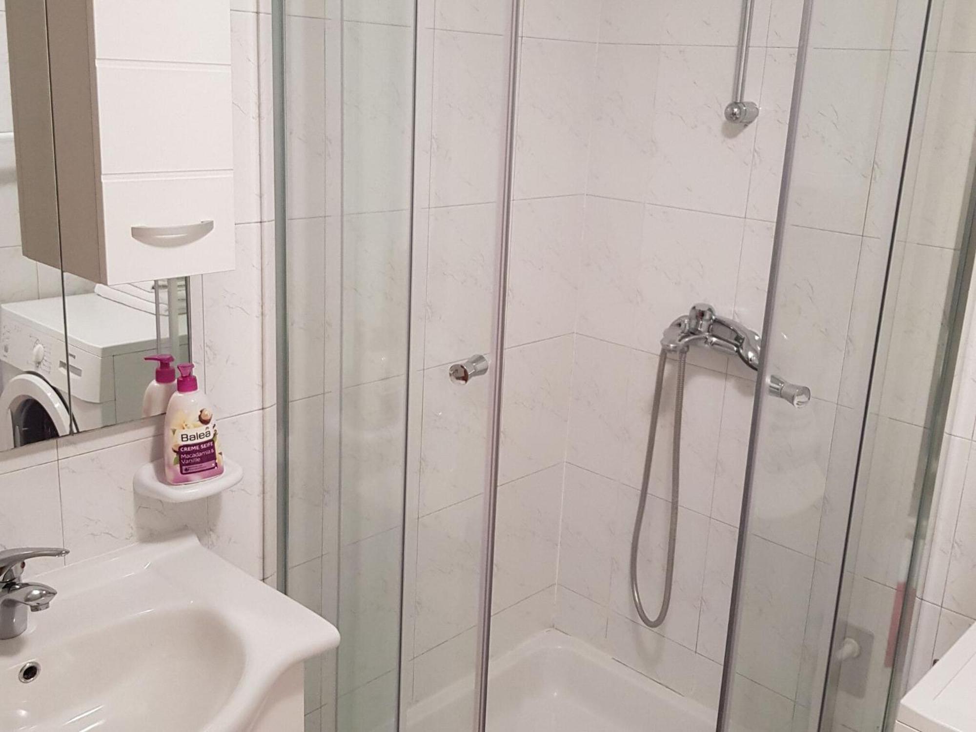 Minerva - One Bedroom A2 Apartment *