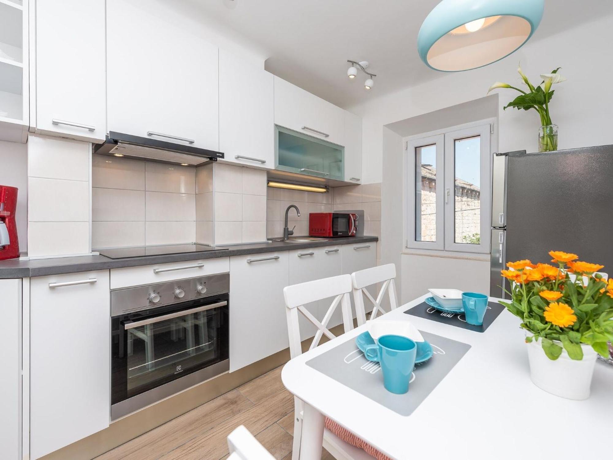 Simovi - Two Bedroom With View