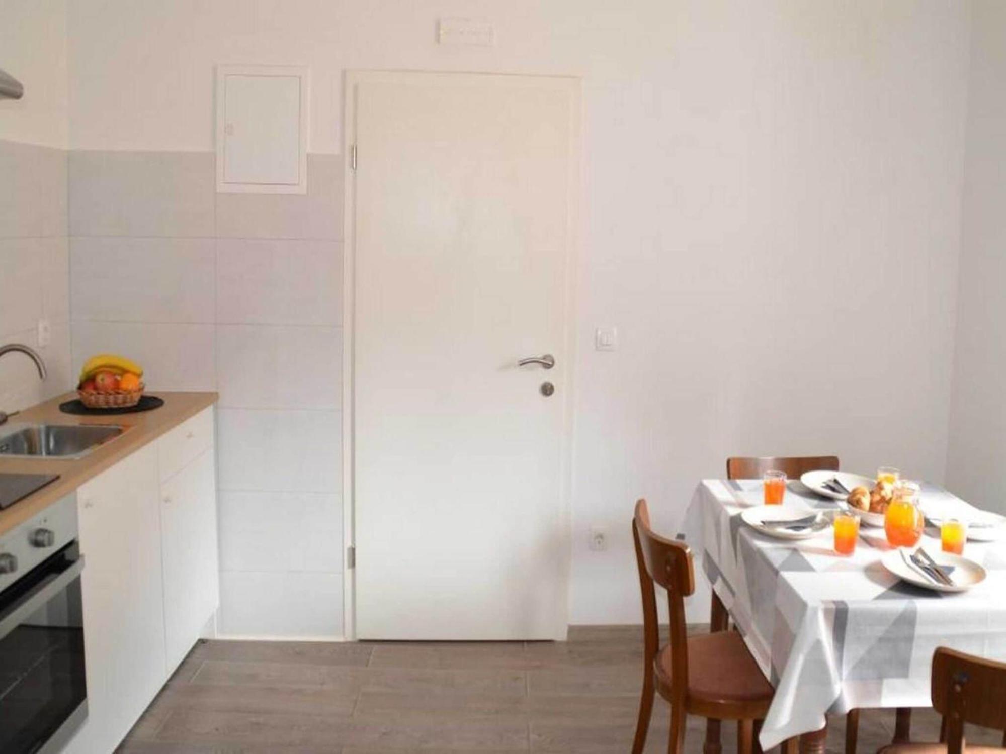 Pk - - Two Bedroom With View 1 Dubrovnik