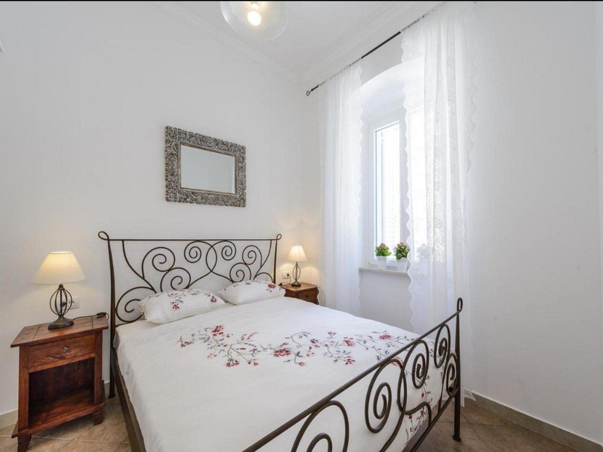 Franka Old Town - One Bedroom *