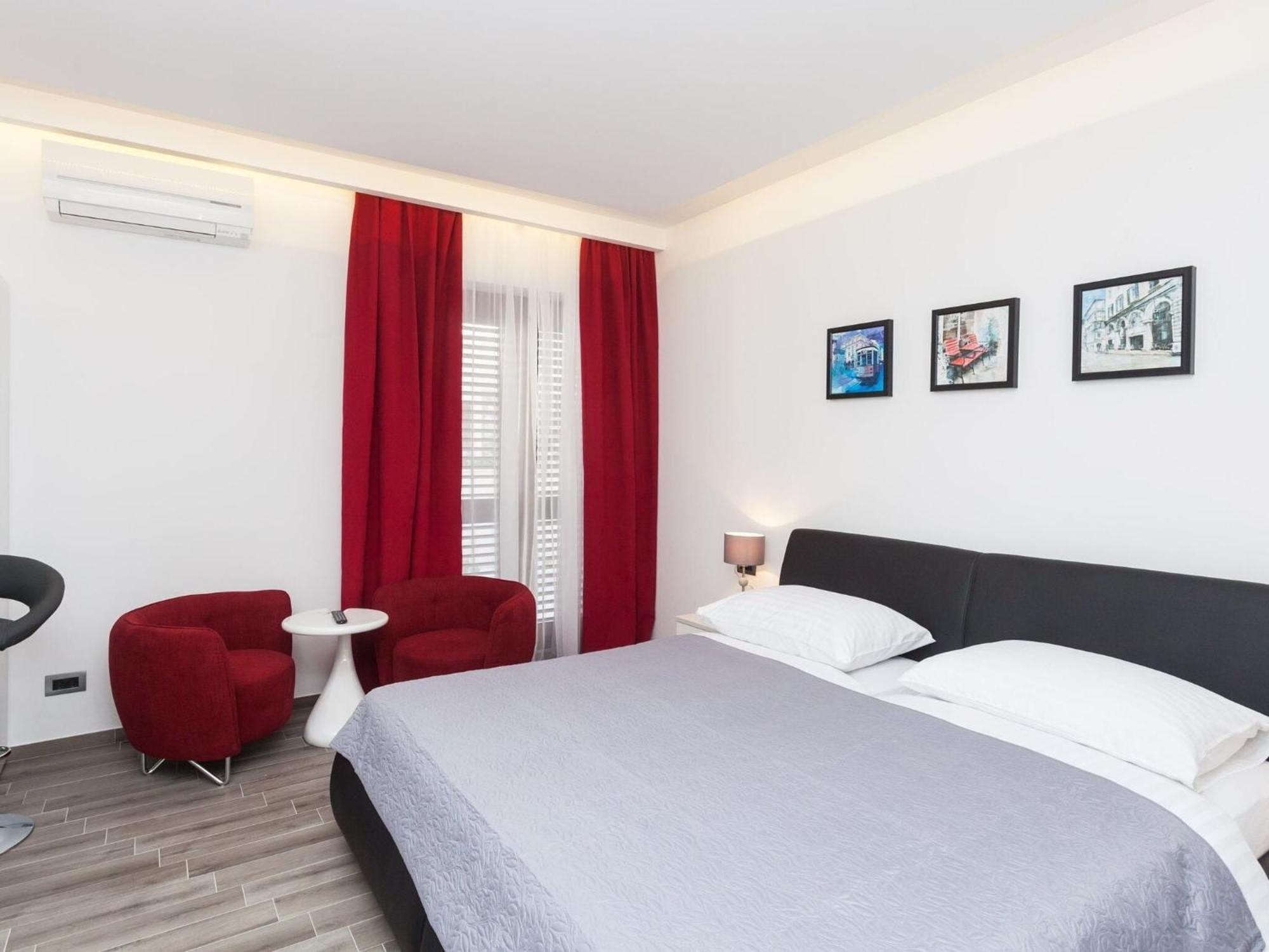 Peragro Apartment *