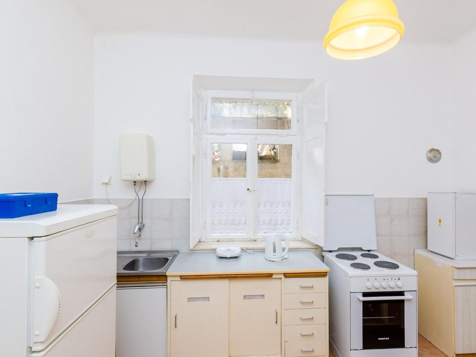Lucy - Two Bedroom With Terrace And View Gustin