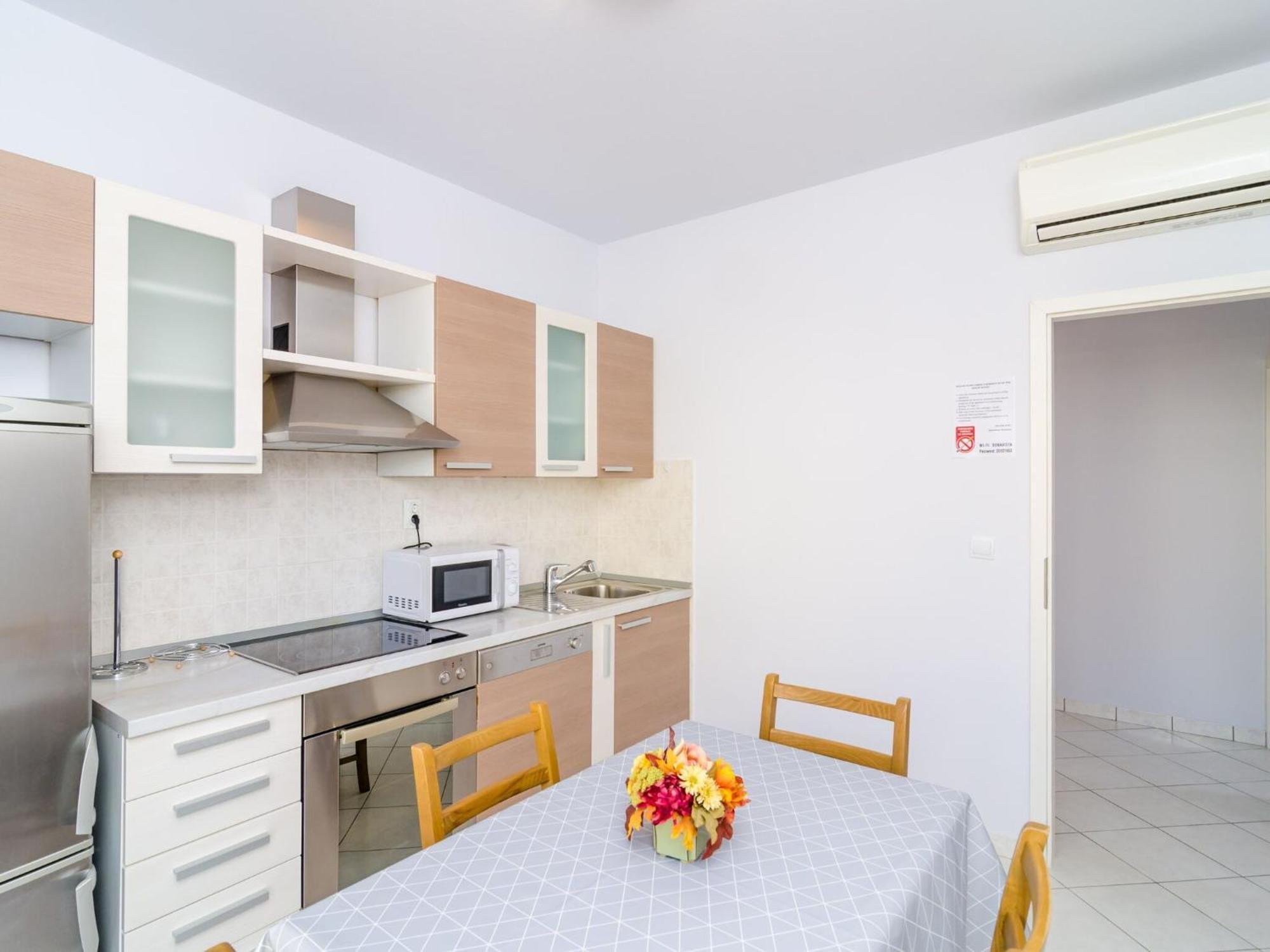 Bonavista - Premium Two Bedroom With Balcony And Sea View A2 Apartment *