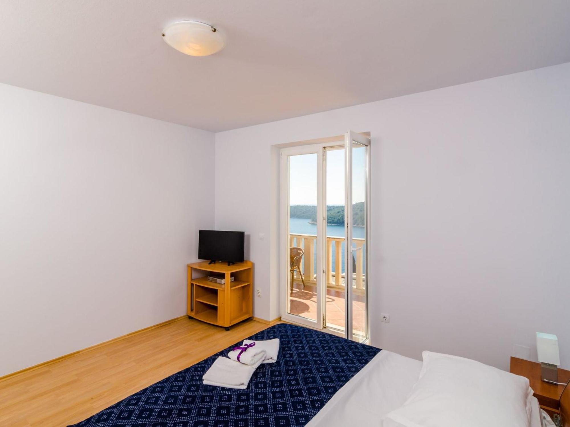 Bonavista - Premium Two Bedroom With Balcony And Sea View A2 *