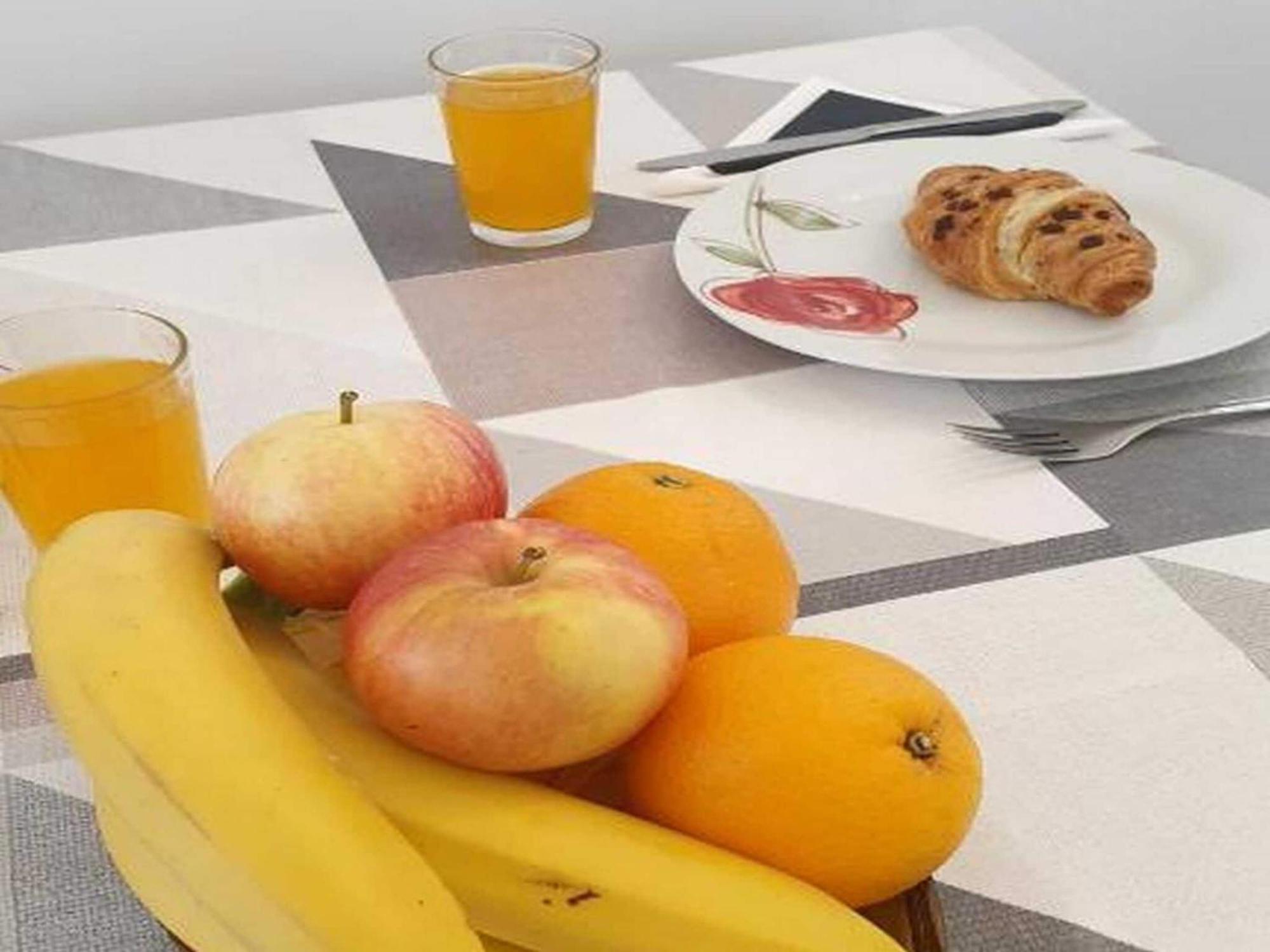 Pk - - Two Bedroom With View - 2 Apartment