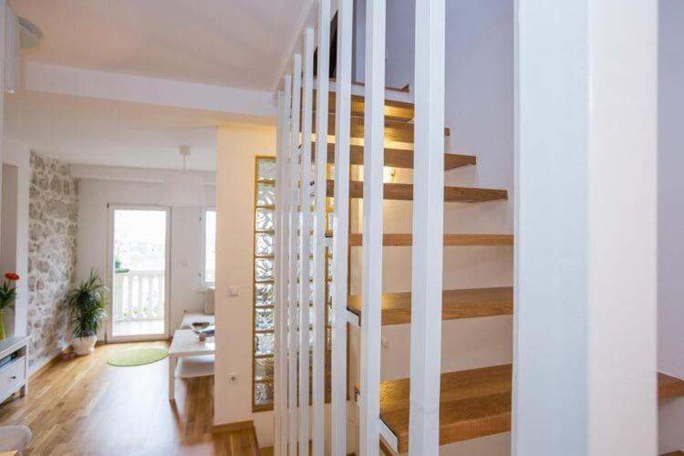 Nera - Triplex Two Bedroom With Balcony And Sea View *