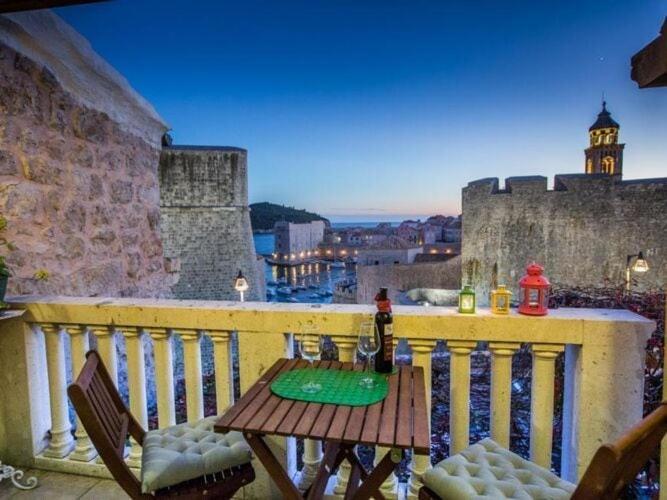Apartment Nera - Triplex Two Bedroom With Balcony And Sea View *