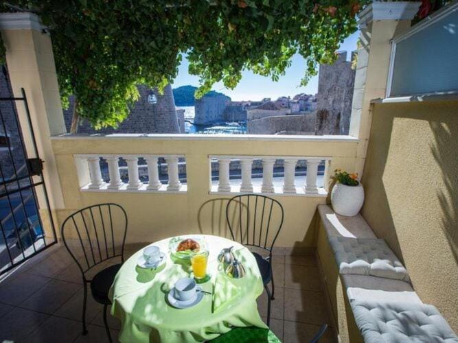 Nera - Triplex Two Bedroom With Balcony And Sea View Apartment