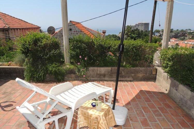 Sunshine - Two Bedroom With Sea View Apartment *