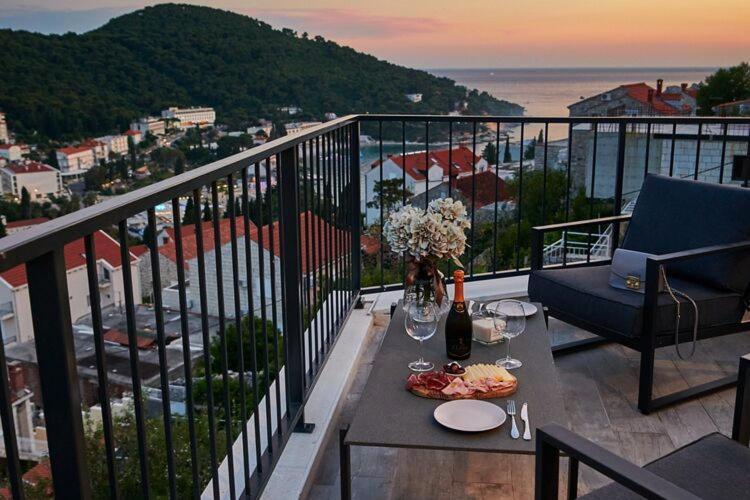 Apartment Blu-two Bedroom With Terrace And Sea View Dubrovnik