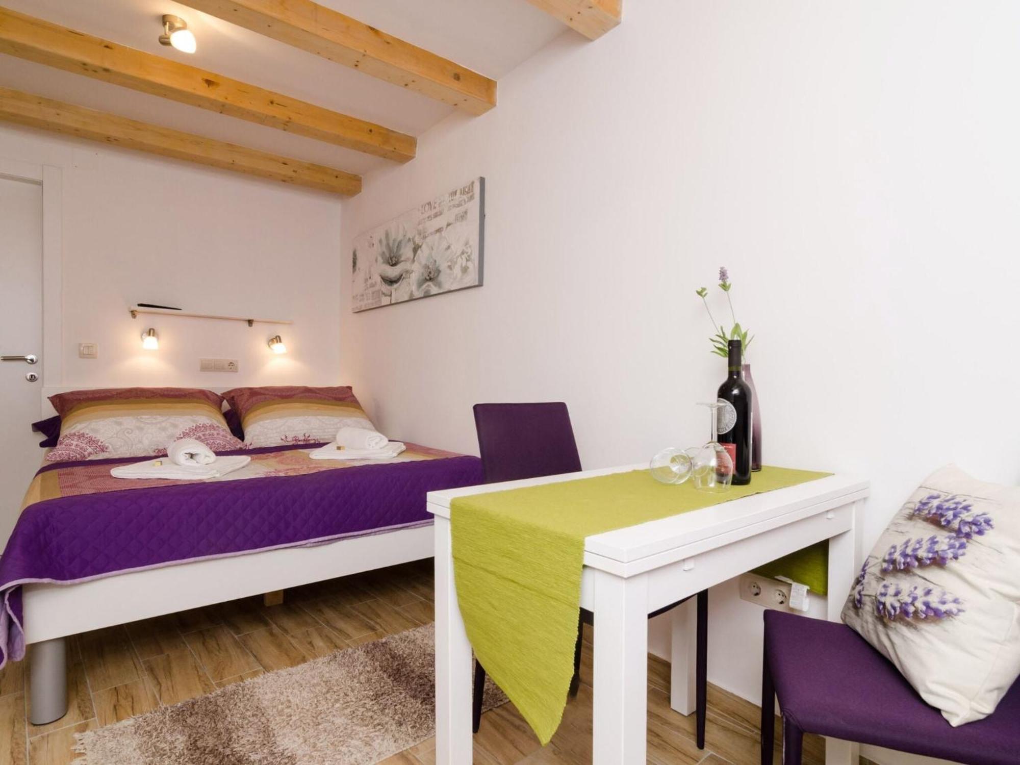 Lavender Garden - Comfort Ground Floor - 2 Apartment *