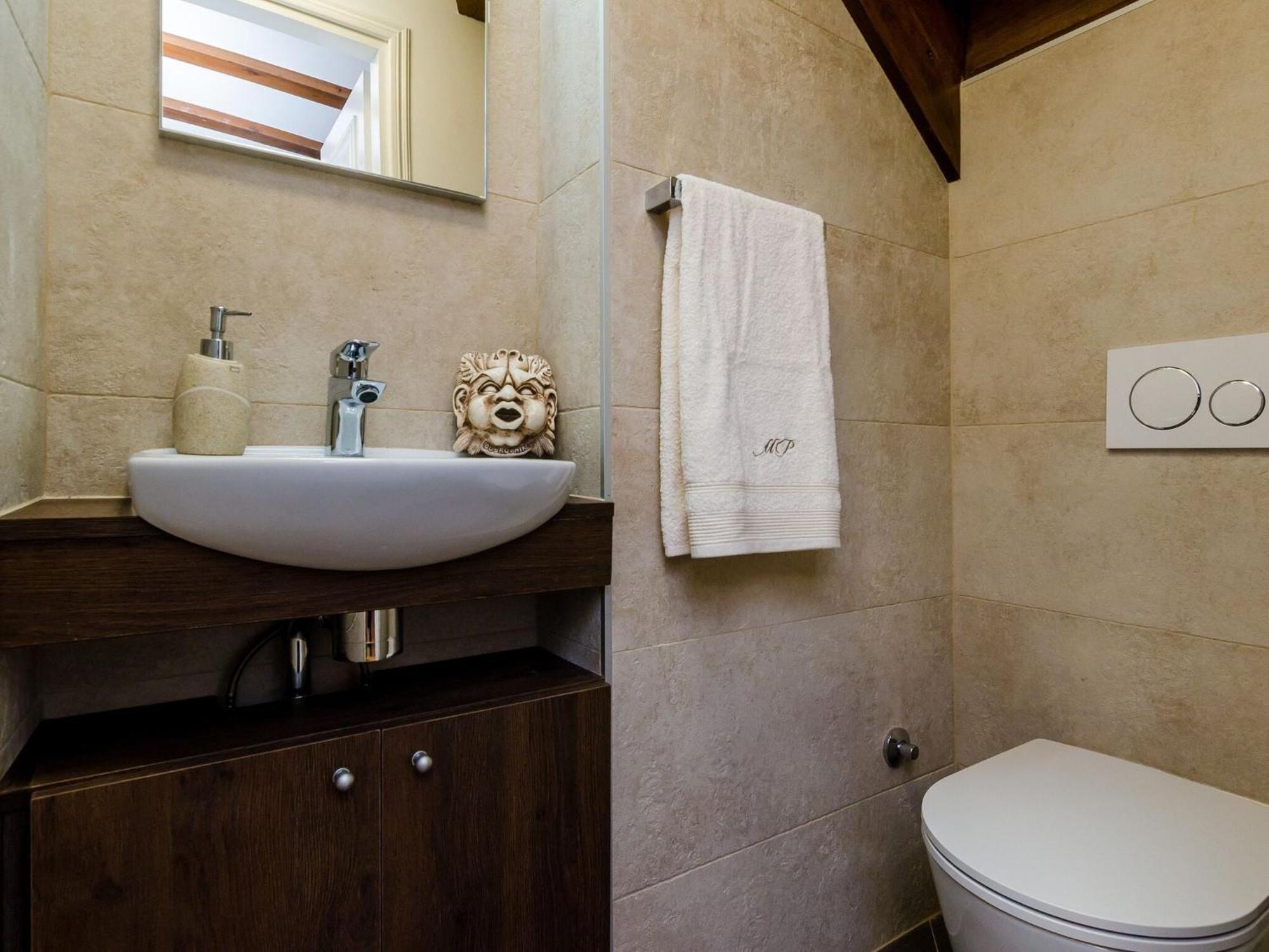Apartment Maru Prestige - Comfort Duplex Two Bedroom