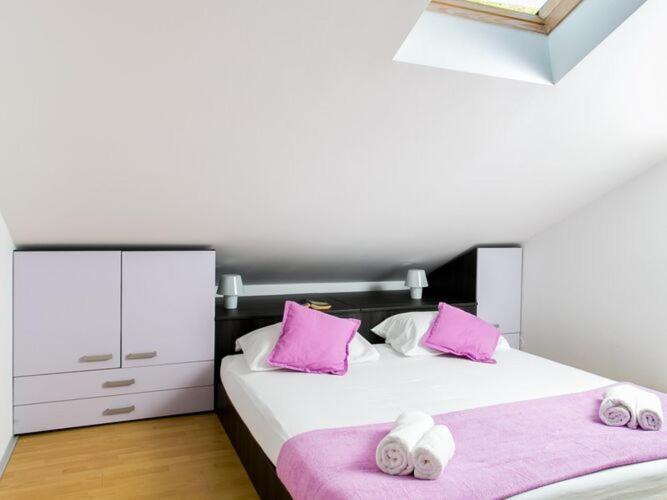 Apartment Marlo - Two-bedroom With Balcony Floor *