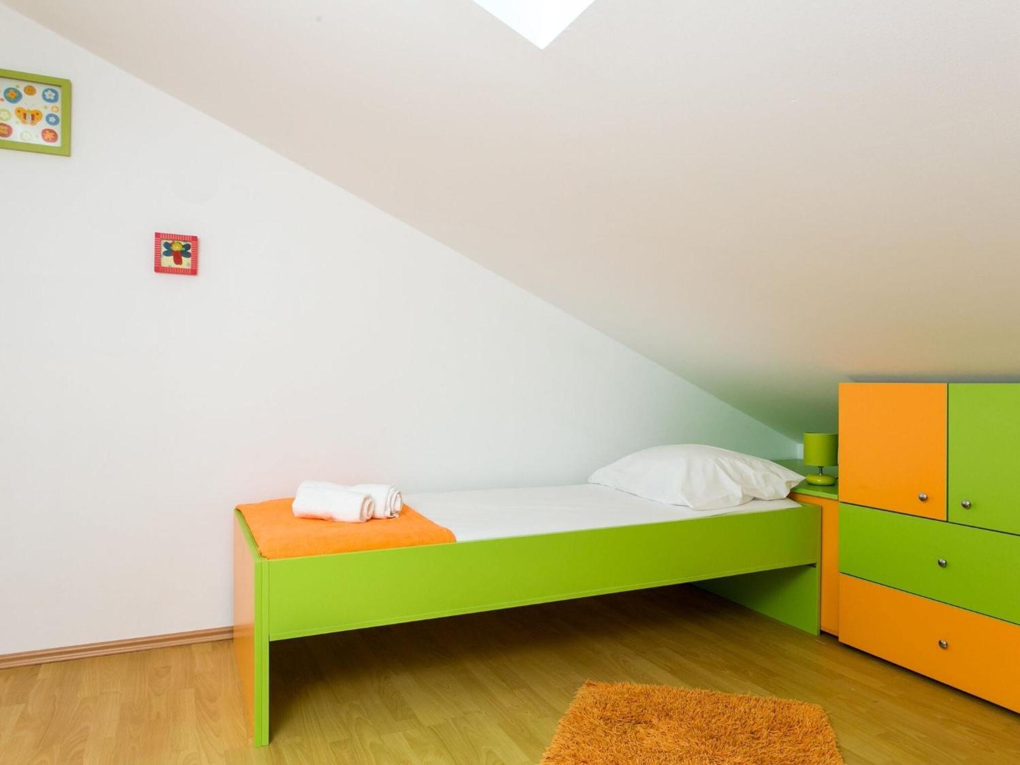Marlo - Two-bedroom With Balcony Floor *