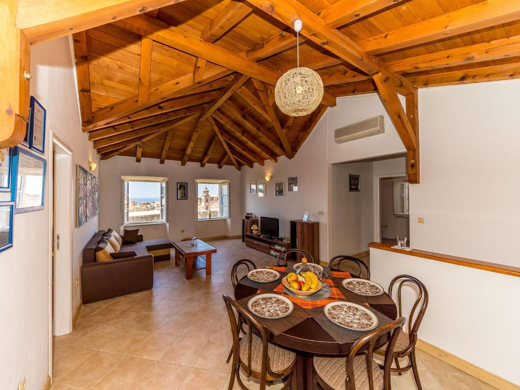Casa Vanna - Three-bedroom With Terrace And Sea View Apartment Dubrovnik