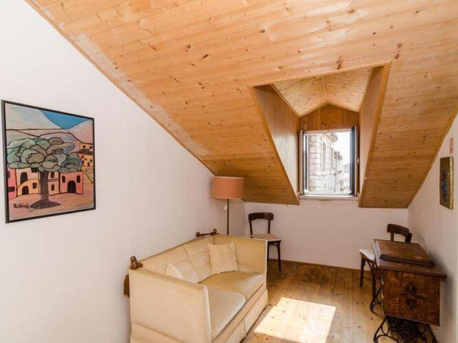 & Sweet - One Bedroom With Shared Terrace And View