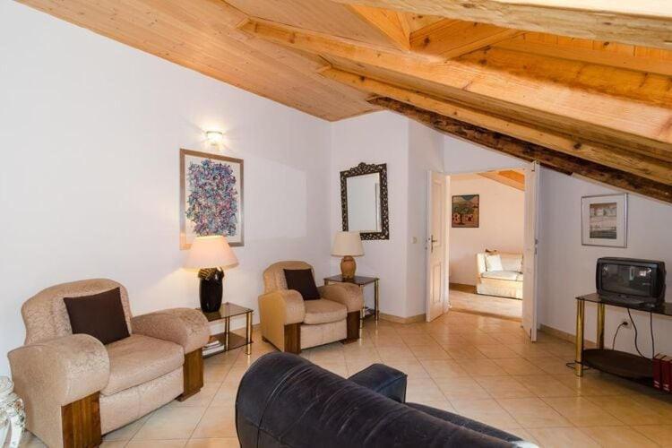 & Sweet - One Bedroom With Shared Terrace And View * Dubrovnik