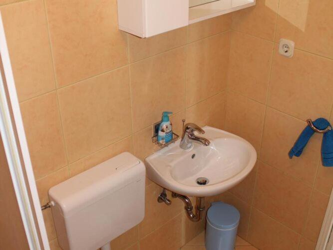 Lozica - Comfort With Terrace And Sea View Apartment