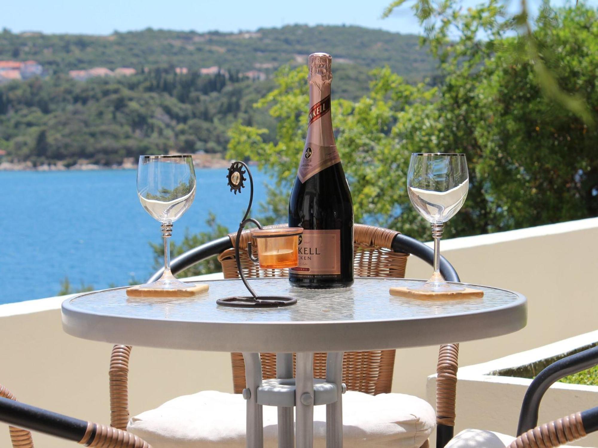 Lozica - Comfort With Terrace And Sea View *