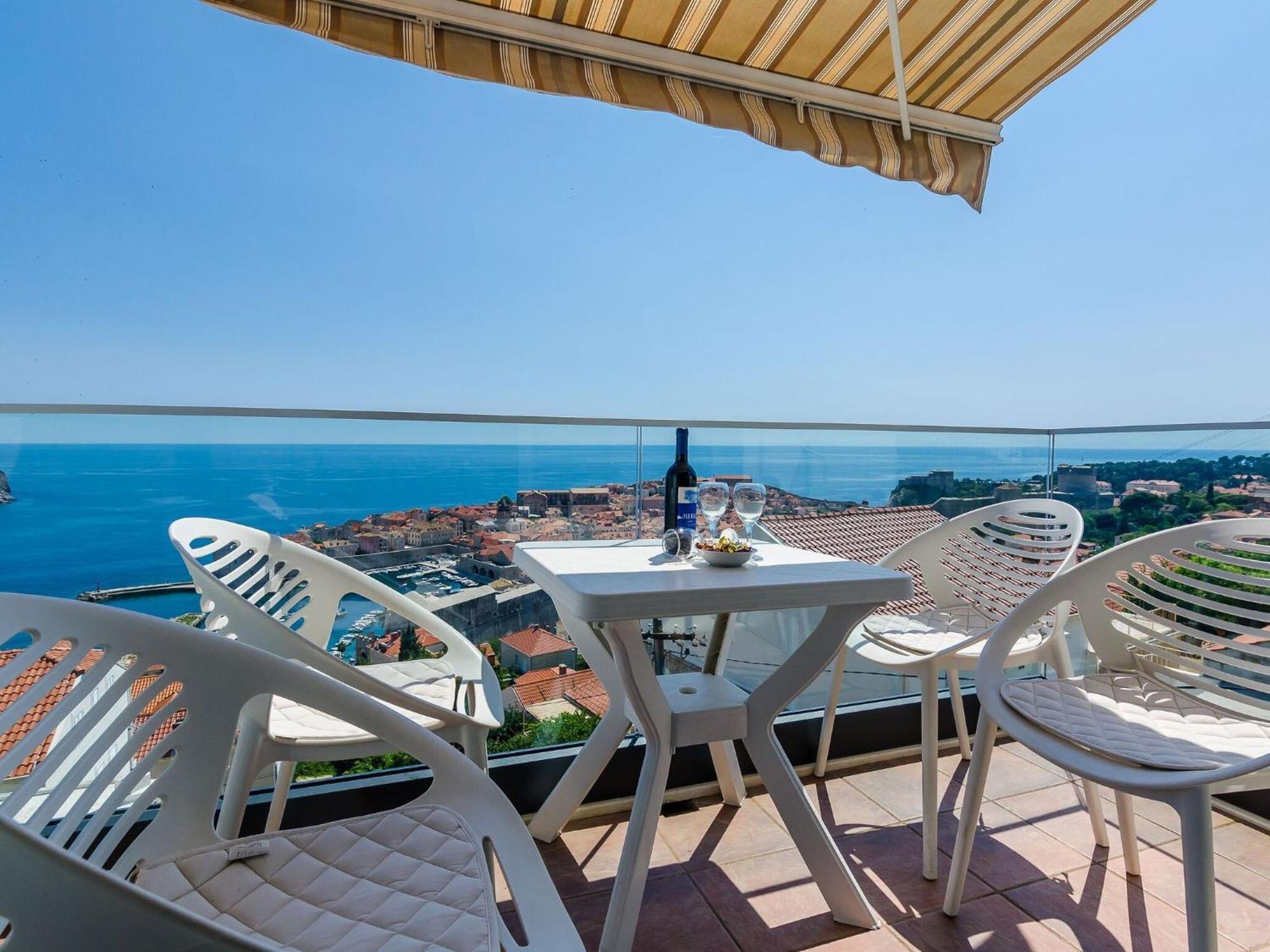 Apartment Isabora - Comfort Three-bedroom With Balcony And Sea View Second Floor *