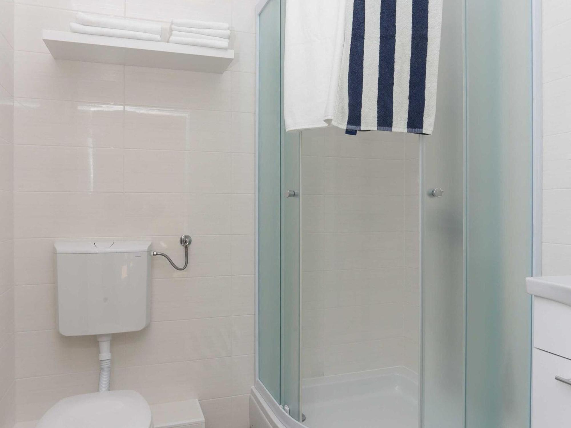 Karmen - One-bedroom With Terrace Olive Apartment *