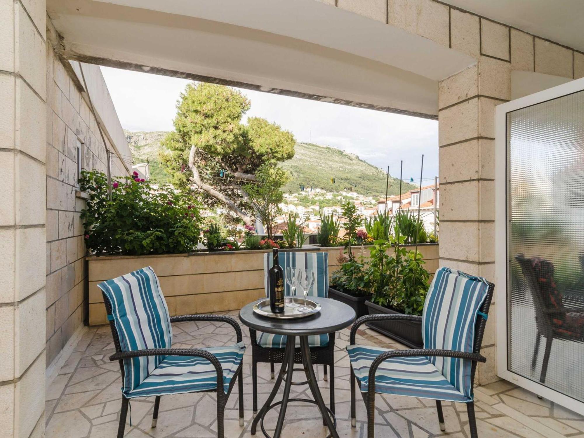 House Ariva