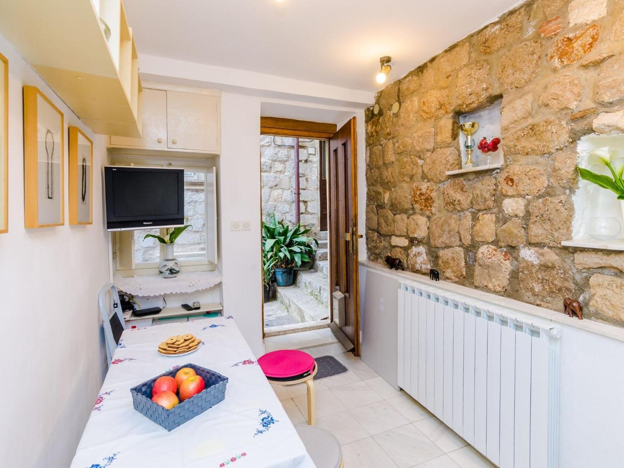 Art House Zanze- Two Bedroom With View