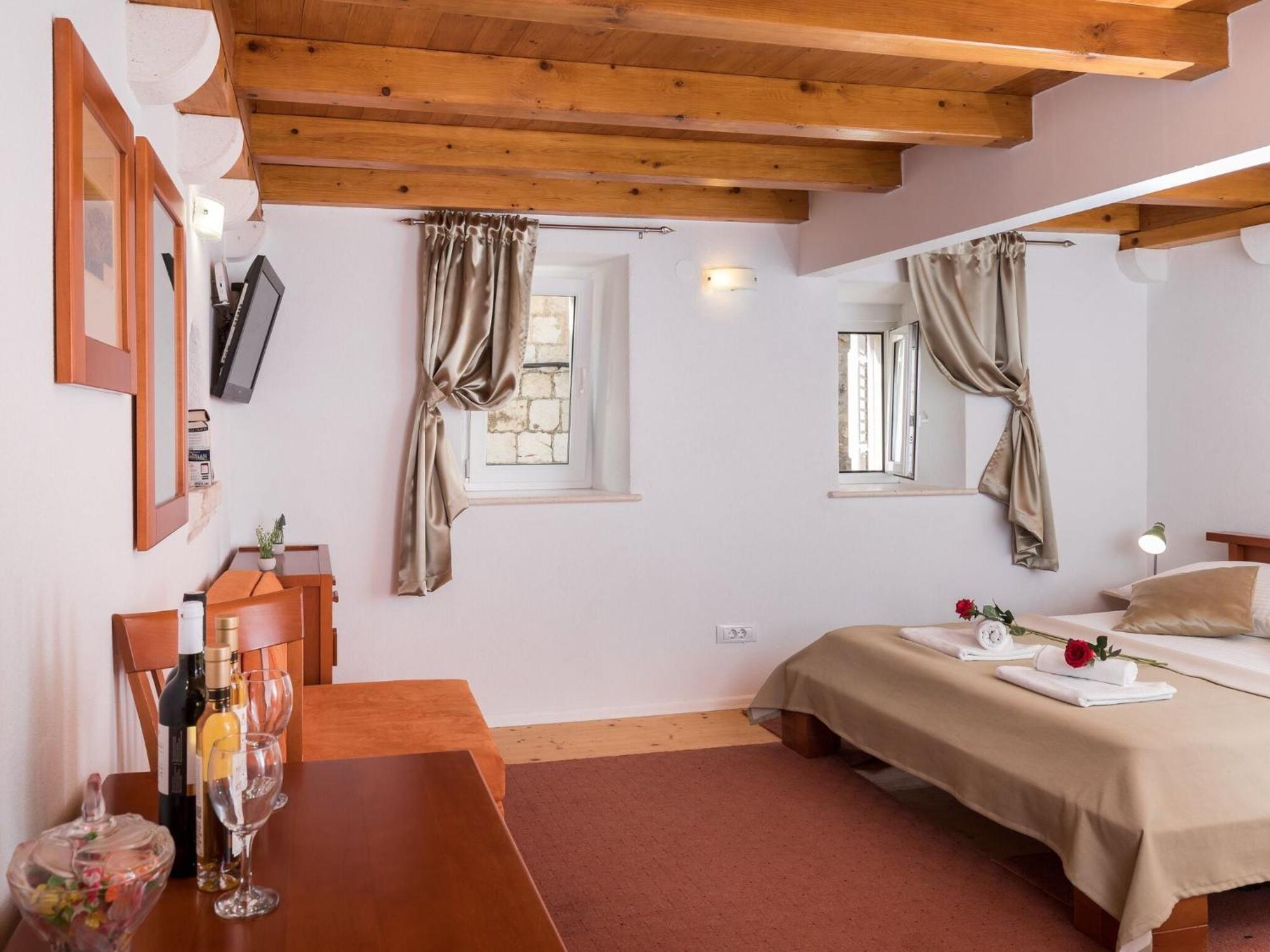 Apartment Ivana Old Town