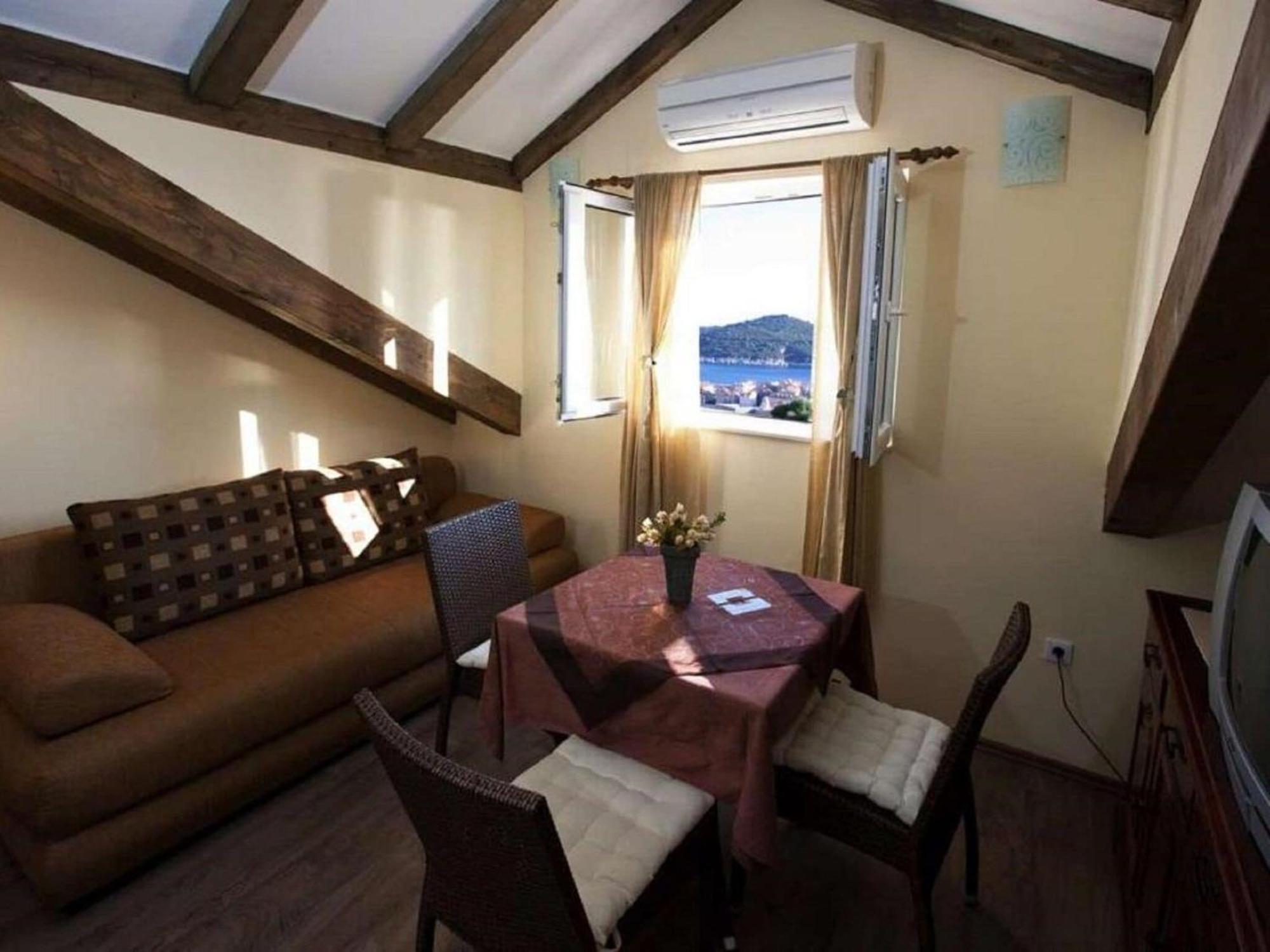 Apartment Magic - One Bedroom With Sea View