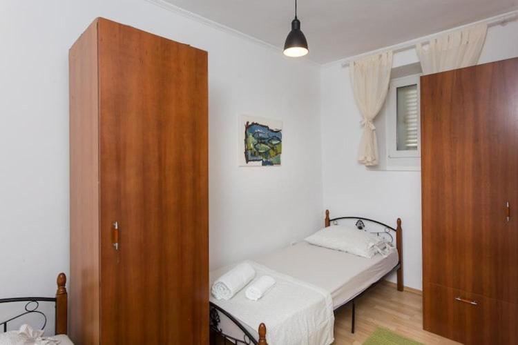 Hladilo Nostalgia - Comfort Two-bedroom With Terrace And Partial Sea View * Dubrovnik