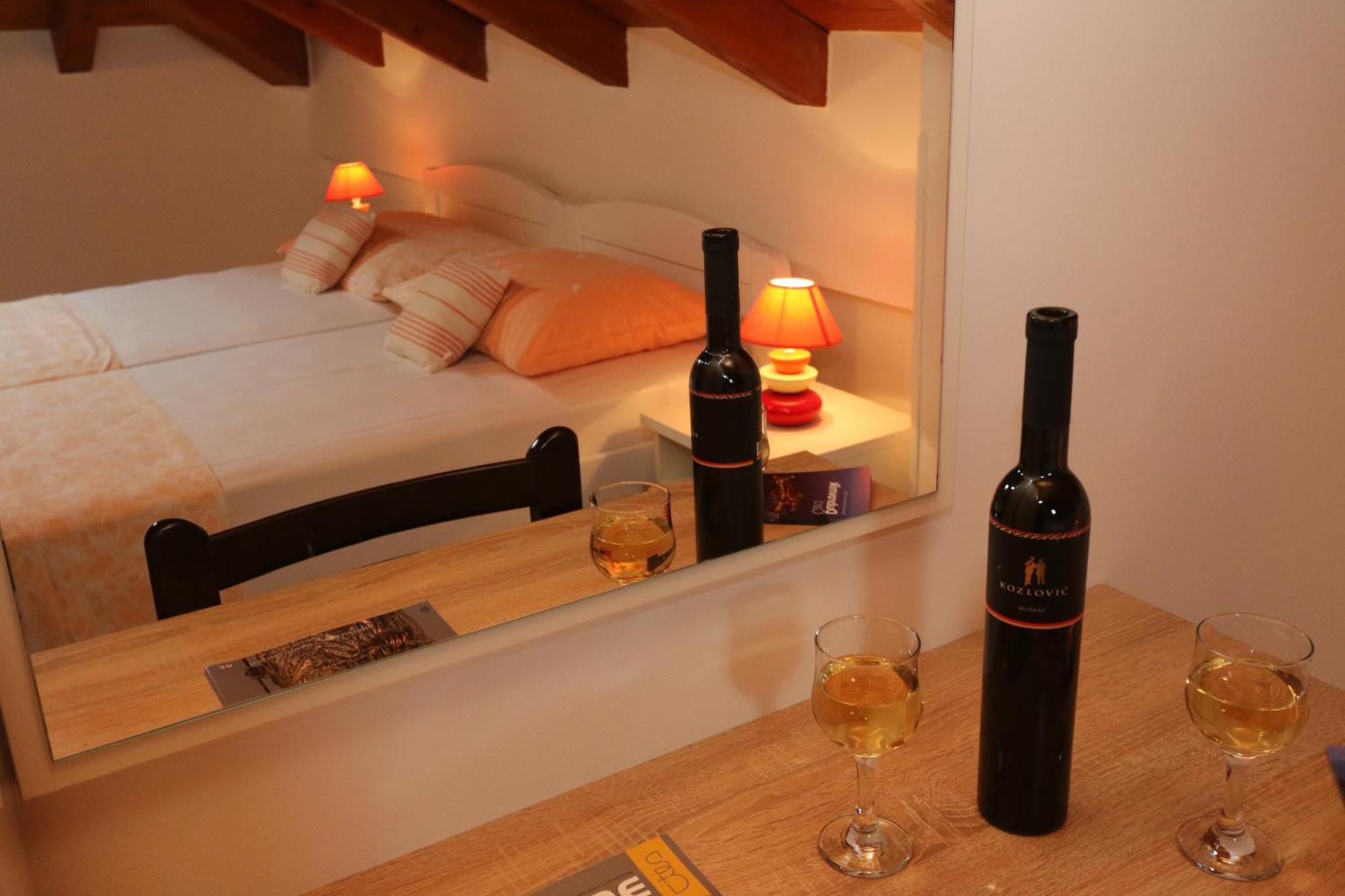 Sirena 2 Apartment