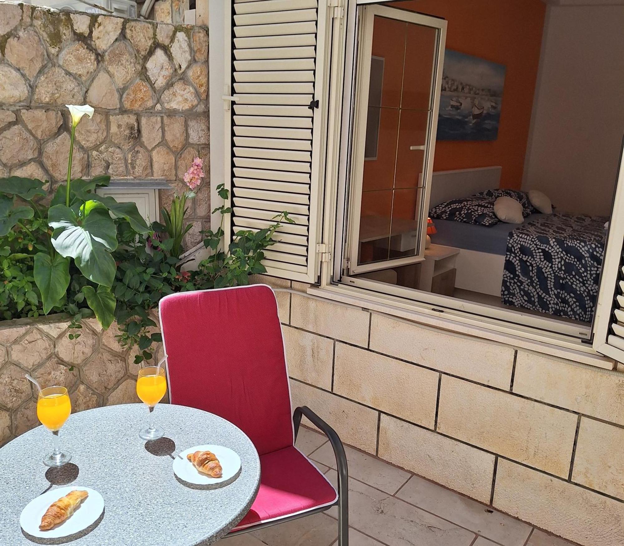 Sirena 2 Apartment