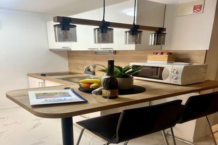 Apartment Noa Old Town - - Ground Floor