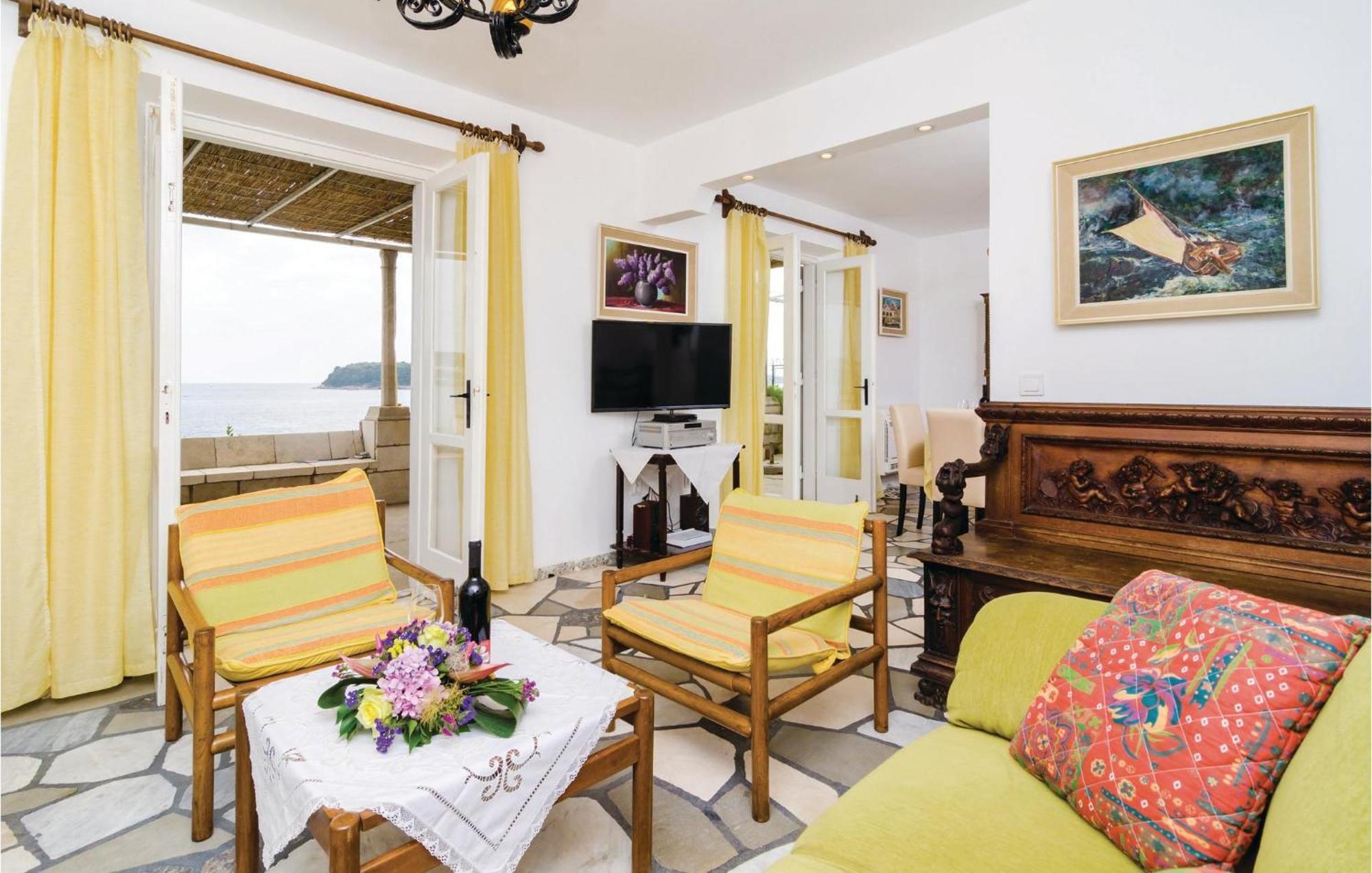 2 Bedroom Awesome In Dubrovnik