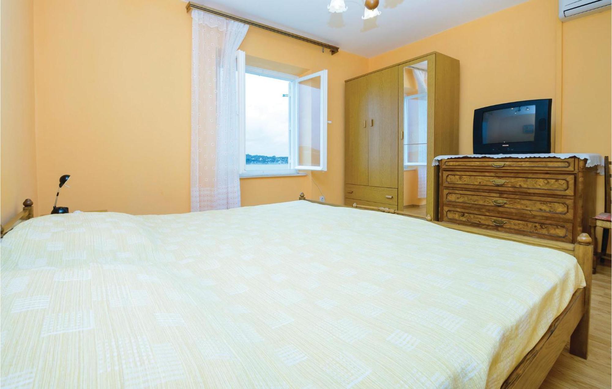 2 Bedroom Awesome In