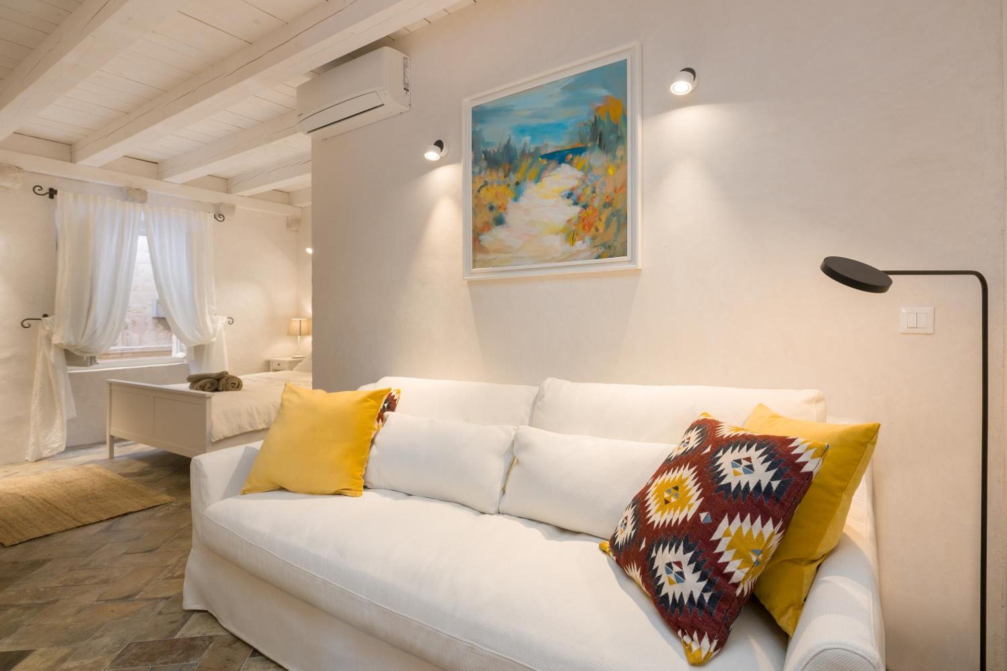 Luxury Lina - I Apartment *