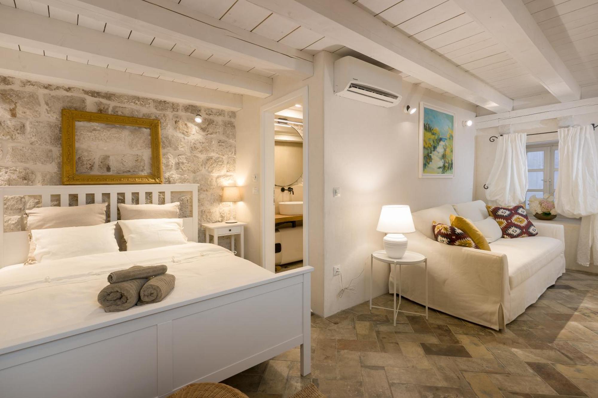 Luxury Lina - Ii Apartment